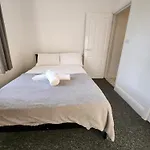 Cosy Central One Bed Apartment