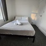 Cosy Central One Bed Apartment